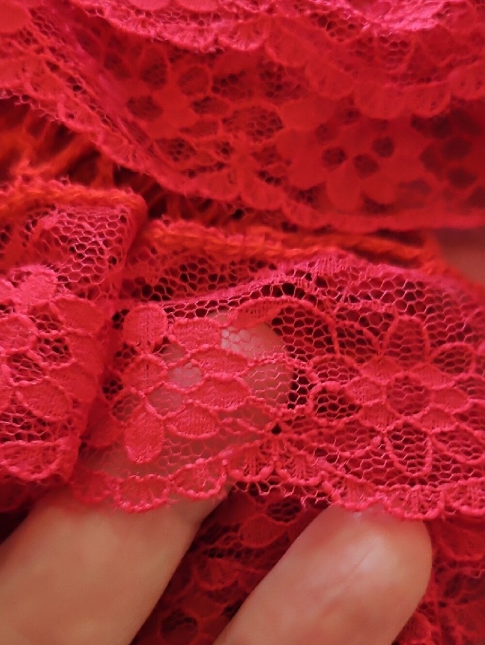 Lace Ruffle Scarf - Hot Red - Picture 3 of 7